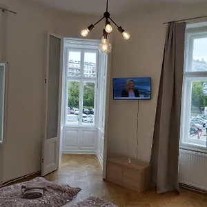 Apartament Lovely New 2 Bedroom Near Hannovamarkt, Wiedeń