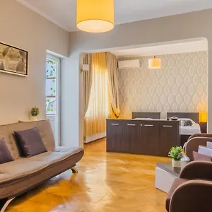 https://palace-cimigiu-park.bucharesthotelsnow.com